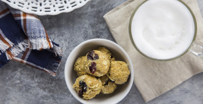 Harvest Fruit and Oat Bites